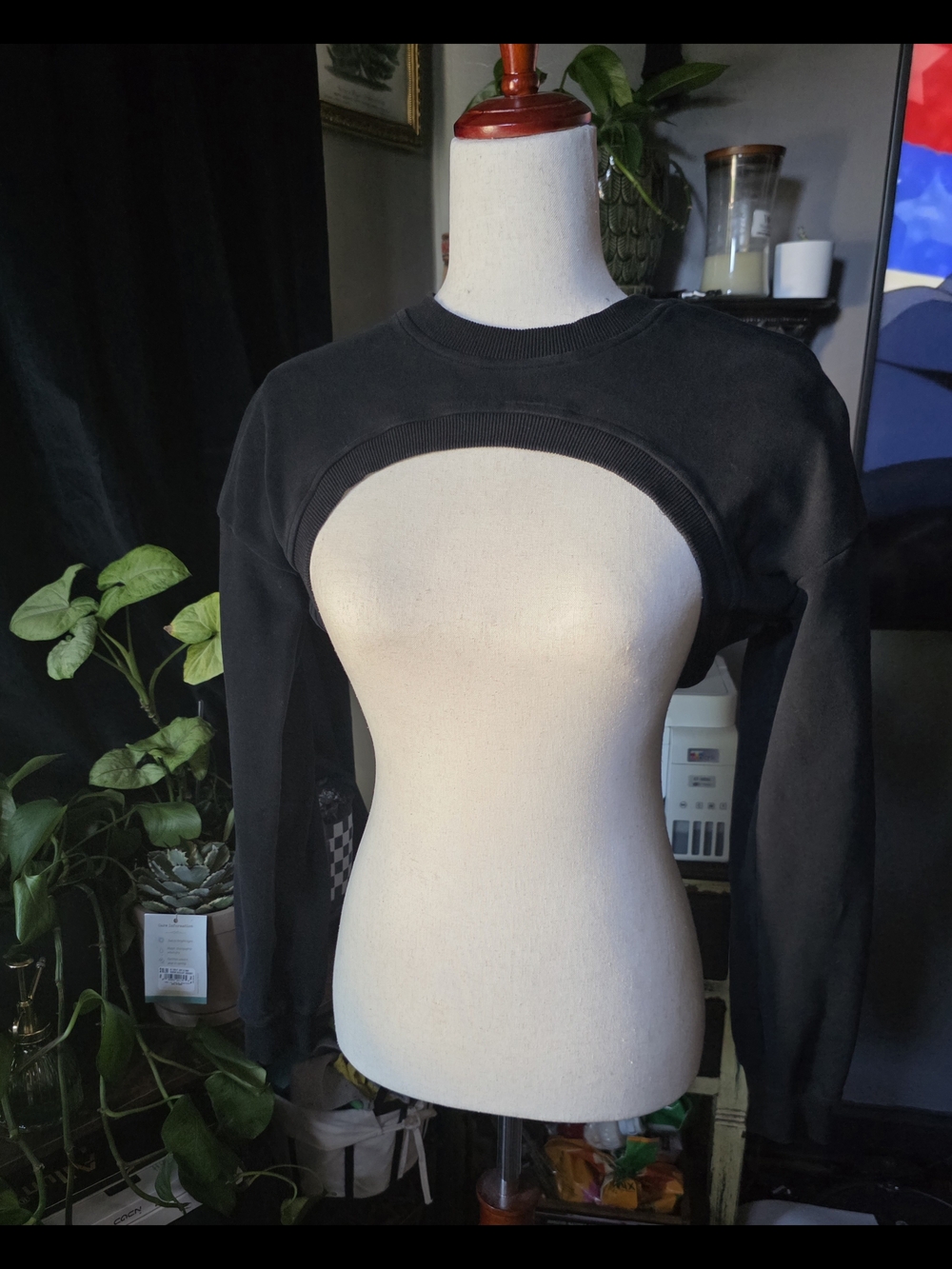 BuffBunny Viral Black Bolero Size M